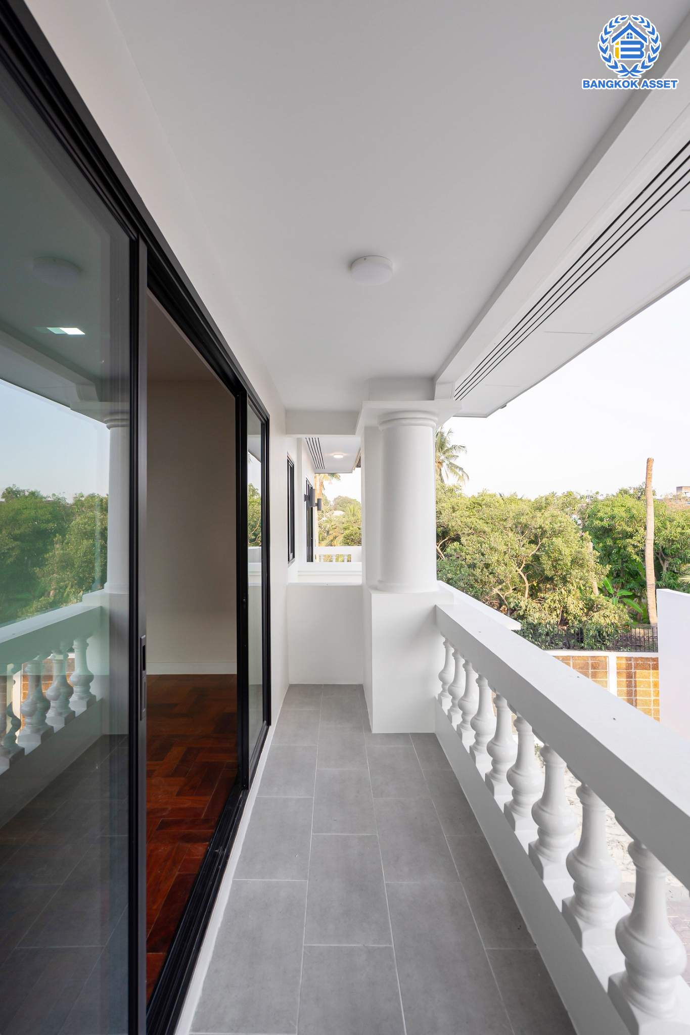 บ้านมือสองตกแต่งใหม่ หลังใหญ่พิเศษ! ม.มัณฑนา ปิ่นเกล้า-กาญจนาภิเษก (ซ.วัดพระเงิน) หลังมุม เนื้อที่ 128.6 ตร.ว. ฟังก์ชันจัดเต็ม 3 ห้องนอน 4 ห้องน้ำ 1 ห้องแม่บ้าน จอดรถได้ถึง 3 คัน เดินทางสะดวกสบาย บนทำเลติดถนนใหญ่ ใกล้เซ็นทรัลเวสต์เกต รถไฟฟ้าสายสีม่วง "สถานีตลาดบางใหญ่" และทางด่วนศรีรัช